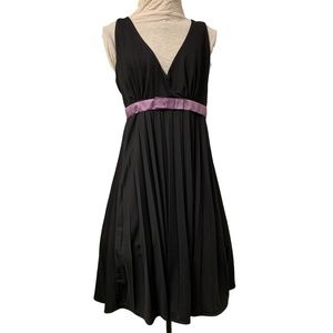 NWOT Venus Black Halter Top Pleated Dress - Sz small